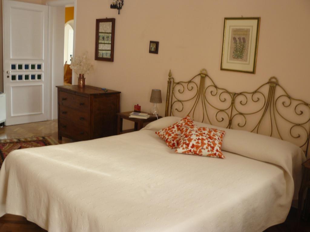 B&B Velardi Viagrande Cameră foto